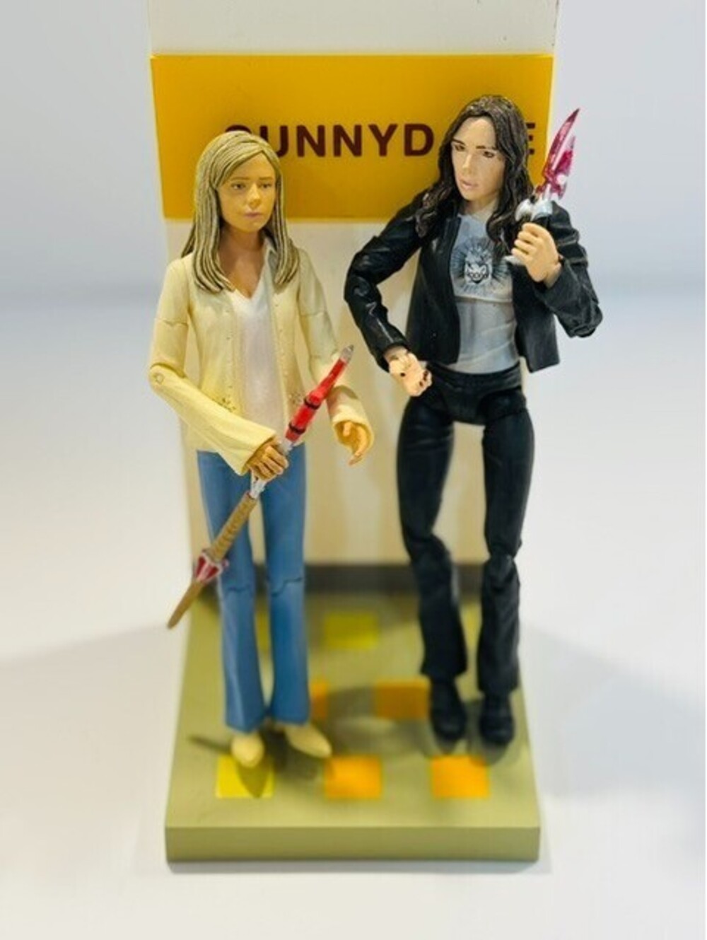 Vintage 2004 Buffy The Vampire Slayer Faith Figure Set Diamond Select Sunnydale